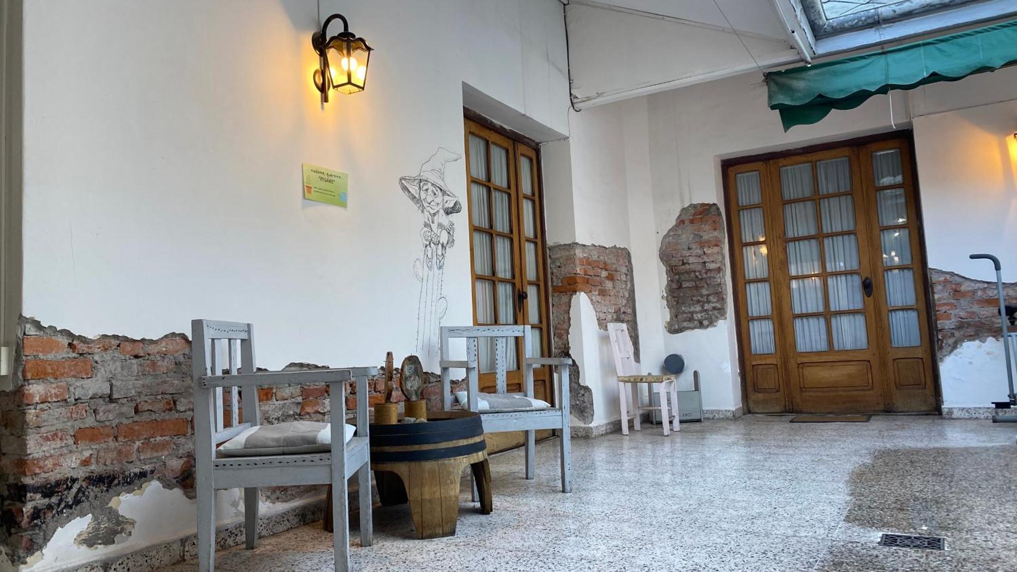 Alojamiento En El Centro De Salta - Casaguemessalta Dış mekan fotoğraf